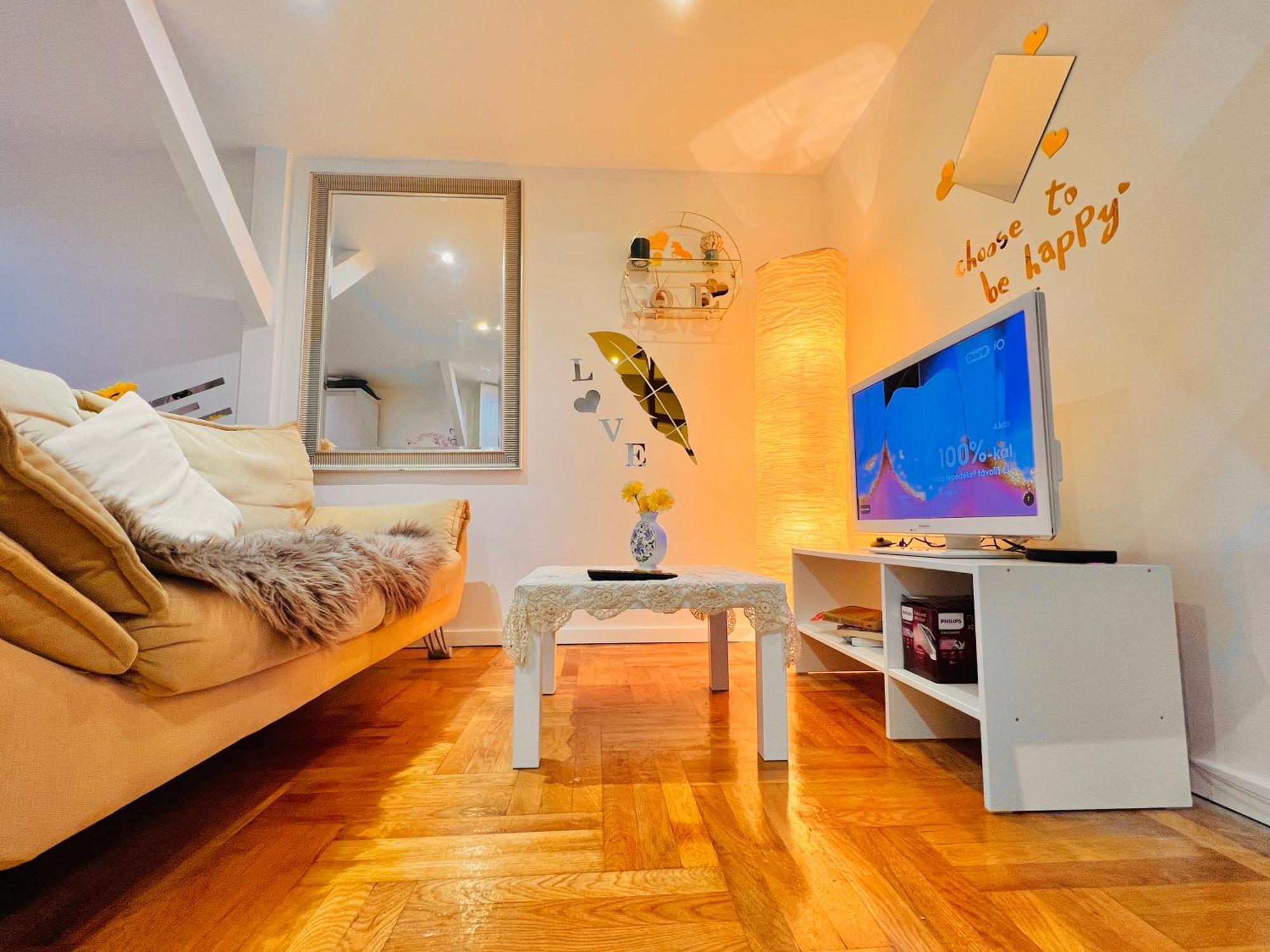 Chloe Apartment บูดาเปสต์ ภายนอก รูปภาพ
