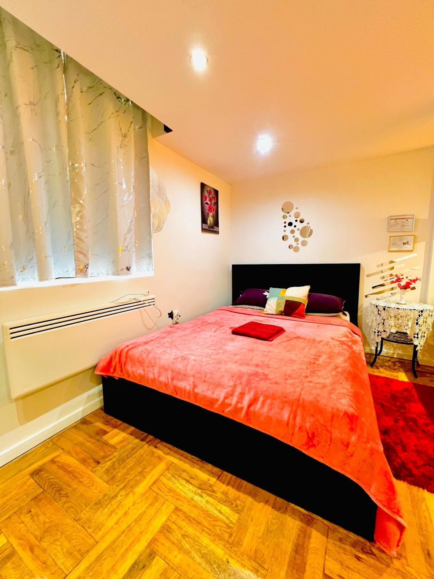 Chloe Apartment บูดาเปสต์ ภายนอก รูปภาพ